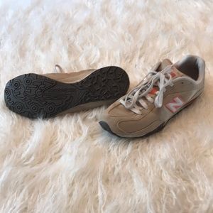 4/$25‎ NEW BALANCE 442 RUNNING SHOES